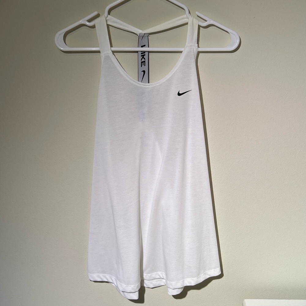 Nike Women's Classic White Tank Top Sz M